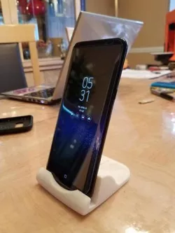 Samsung s8 Plus Stand