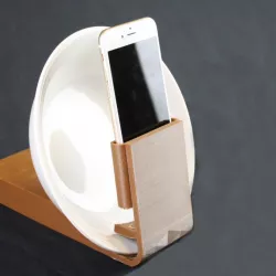Upcycle iPhone amplifier