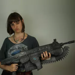 Gears Of War Lancer- CHAINSAW GUN!