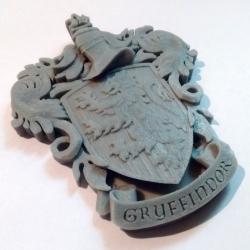 Harry Potter Christmas Ornament: Hogwarts coat of arms by Faeslich, Download free STL model