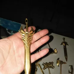 JUSTICAR AATROXs SWORD (LoL)