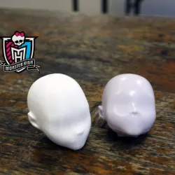 Monster High Blank Head - Support Free V1