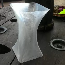 Vase v8