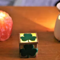 $0.95Shamrock electric candle box