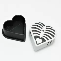 $3.00Skeleton Heart Box