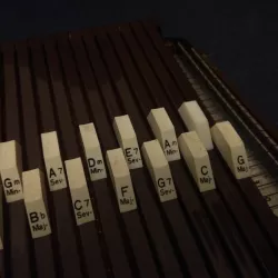 Autoharp key replacement