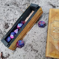 DnD polyhedral dice box