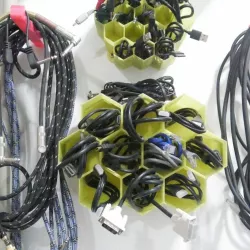 Honeycomb Cable Organizer (HDMI, DP, DVI)