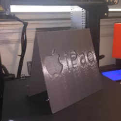 I pad stand