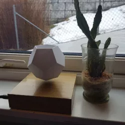 Levitating Planter!