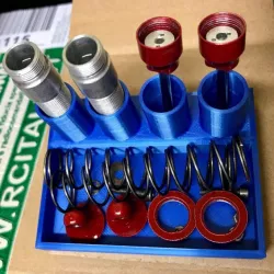 RC car shock maintenance