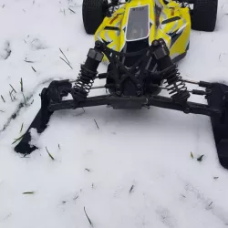 RC car skis