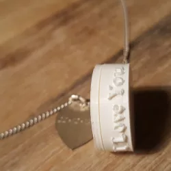 Small pendant for photo