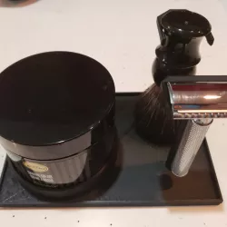 $2.00Saftey Razor Organizer