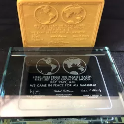 Apollo 11 Luna Lander Plaque