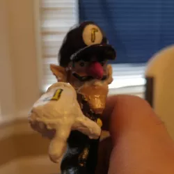 Classic N64 Waluigi (Melee Trophy)