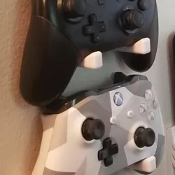 Controller Mount (Switch/Xbox/PS4/+) - No supports/one piece