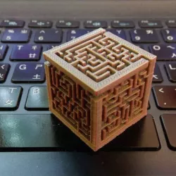 Cube maze