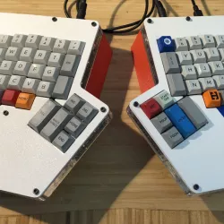 Ergodox wrist rest case top layer