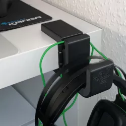 Headset Clamp for IKEA Malm Desk