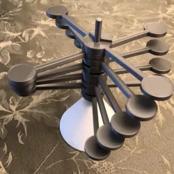 Helicone - A Customizable Desktop Toy