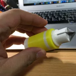 Paper pack hole maker