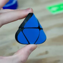 Penrose Pyramorphix