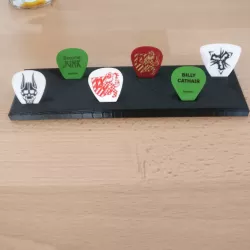 Plectrum stand