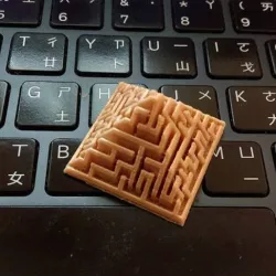 Pyramid maze