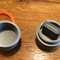 Usb holder necklace