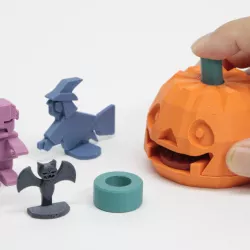 $3.20Sticking Tongue Pumpkin Head
