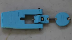 Adjustable Extruder Latch