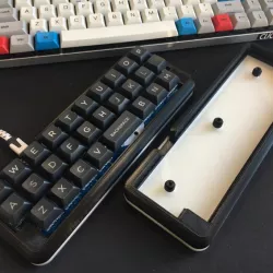 Alpha keyboard case (PyrooL 28-key PCB)