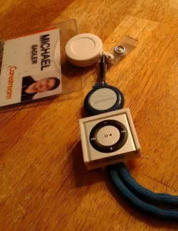 Apple iPod Shuffle (4th Gen) holder for work badge lanyard