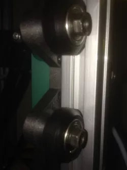 Customizable roller adapter for Kossel Mini with 2020 extrusion