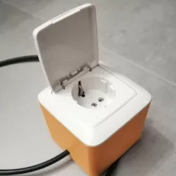 Electric socket