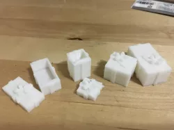 Holiday Present Box (1:18 scale)
