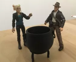 Large Cauldron (3.75" scale)