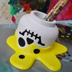 Melted Face Minifig Skull Pen Holder