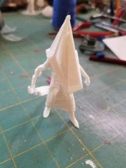 Pyramid Head - No base