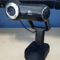 Raised stand for Logitech QuickCam Pro 9000 - #wildxwyze