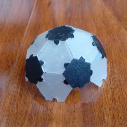 Soccer polyhedron jigsaw