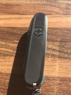 Victorinox 84mm replacement online scales