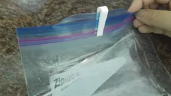 Ziploc Bag Zipper freezer with longer lip
