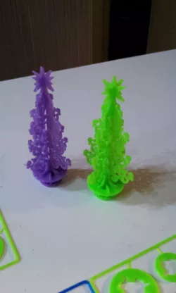 Credit card Christmas tree puzzle