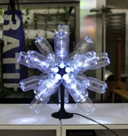 Ikosaeder Christmas star lamp from used plastic bottles