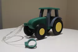 Kids pull tractor