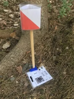 Orienteering sign holders