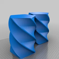 80mm x 157mm twisty container
