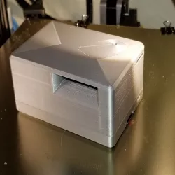 Quiet Raspberry Pi 4B case with active cooling